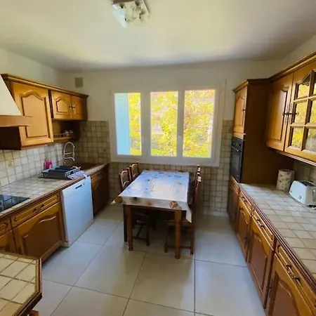 T4 Neuf Et Climatise Avec Garage Apartment *